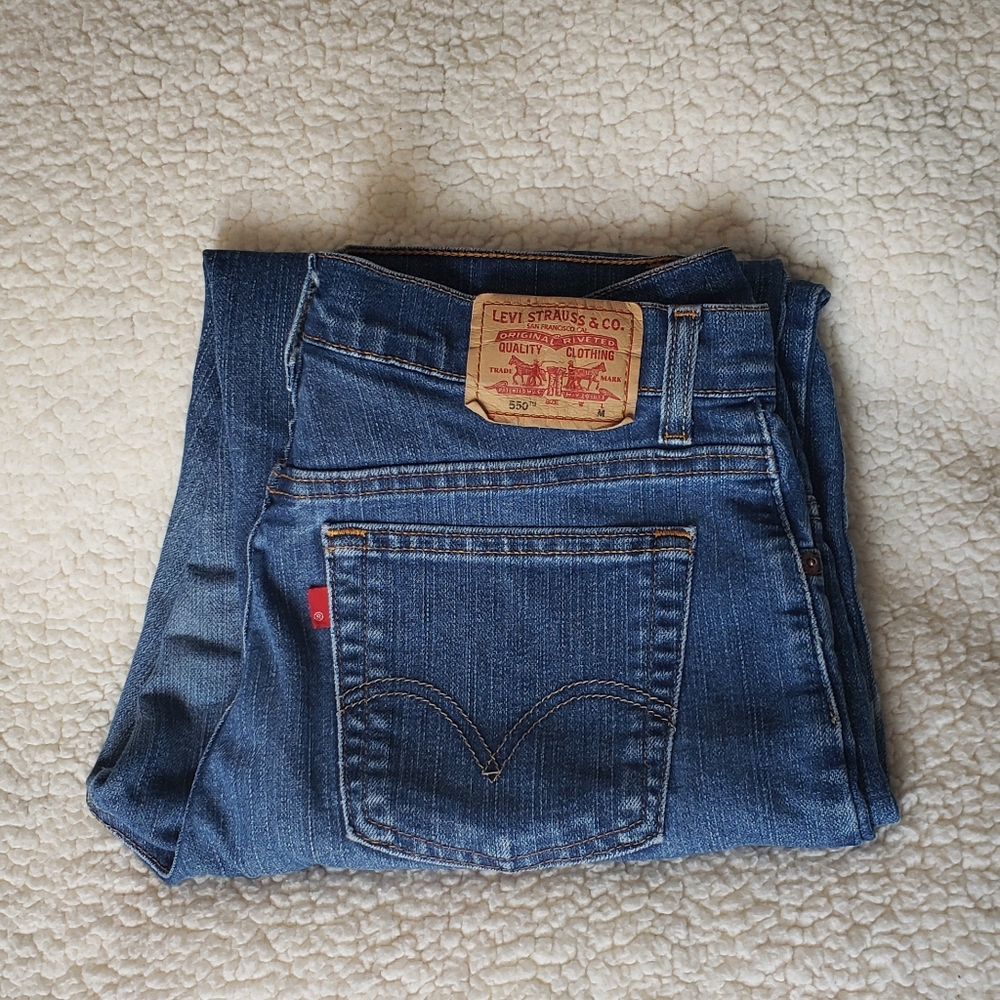 Levi's 550 classic relaxed tapered jeans size 12